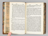 Anecdotes dramatiques (3 Tomes - Complet) [ Edition originale ] Contenant, 1° Toutes les pièces de Théatre, Tragédies, Comédies, Pastorales, Drames, Opéra, Opéra-Comique, Parades, Proverbes, qui ont été joués à Paris ou en Province, sur des Théatres publics, ou dans des Sociétés particulières, depuis l'orugine des Spectacles en France, jusqu'à l'année 1775, rangés par ordre alphabétique ; 2° Tous les Ouvrages dramatiques, qui n'ont été représentés sur aucun Théatre, mais qui sont imprimés, ou conservés en manuscrits dans quelques Bibliothèques ; 3° Un Recueil de tout ce qu'on a pu rassembler d'Anecdotes imprimées, manuscrites, verbales, etc.. 4° Les noms de tous les Auteurs, Poètes ou Musiciens, qui ont travaillé pour tous nos Théatres, de tous les Acteurs ou Actrices célèbres qui ont joué à tous nos spectacles, avec un jugement de leurs Ouvrages & de leurs Talents, un abrégé de leur vie, & des Anecdotes sur leurs personnes 5° Un Tableau, accompagné d'Anecdotes, des Théâtres de toutes les nations
