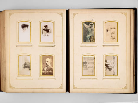 3 Albums photos anciens, provenance bordelaise, vers 1872-1920 : Album in-12 : daté de 1872 - Album in-8 daté 1890-1920 : grand-père John Williams ; ...