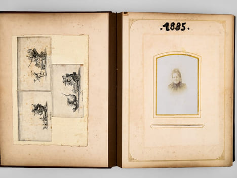 3 Albums photos anciens, provenance bordelaise, vers 1872-1920 : Album in-12 : daté de 1872 - Album in-8 daté 1890-1920 : grand-père John Williams ; ...