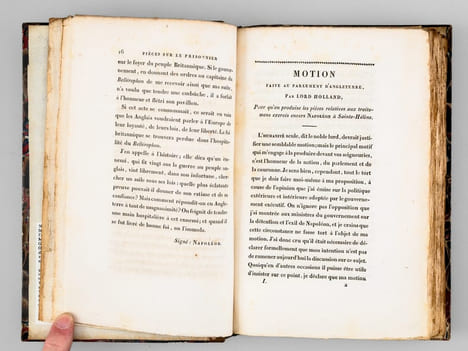Recueil de pièces authentiques sur le captif de Sainte-Hélène ; de Mémoires et Documens écrits ou dictés par l'Empereur Napoléon (9 Tomes) Tome 1 : ...