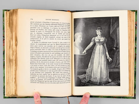 Pauline Bonaparte (1780-1825) d'après les mémoires de l'époque et des documents inédits.. KUHN, Joachim