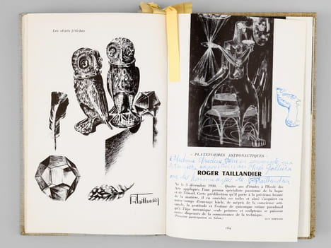L'Age mécanique. Les Peintres Témoins de leur temps. Musée Galliera Mars-Avril-Mai 1959 [ exemplaire signé et enrichi de dessins originaux par ...