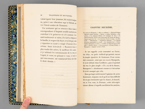 Traditions et Souvenirs ou Mémoires touchant le Temps et la Vie du Général Auguste Colbert (1793-1809) (Tome 1) [ Edition originale ]. COLBERT, N.-J. ...