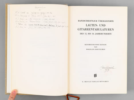 Handschriftlich Uberlieferte Lauten- und Gitarrentabulaturen des 15. bis 18. Jahrhunderts. Beschreibender Katalog. RISM Répertoire International des ...