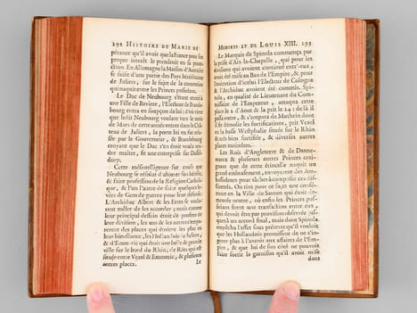 Histoire de la Mère et du Fils ; C'est-à-dire, De Marie de Médicis, Femme du Grand Henry, et Mère de Louis XIII, Roi de France & de Navarre (2 Tomes - ...