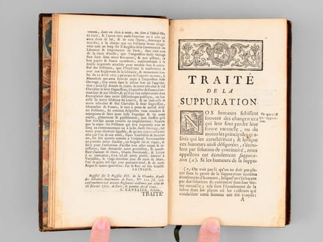 Traité de la Suppuration [ Edition originale  ]. QUESNAY, M. ; [ QUESNAY, François ]