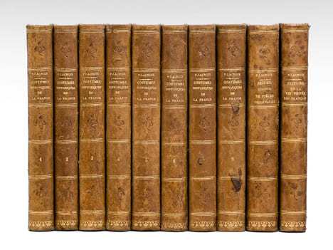 Costumes Historiques de la France (10 Tomes - Complet) D'après les Monuments les plus authentiques, Statues, Bas-reliefs, Tombeaux, Sceaux, Monnaies, ...