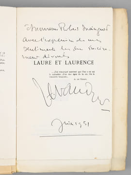 Laure et Laurence [ Edition originale - Livre dédicacé par l'auteur ]. VAUDOYER, Jean-Louis