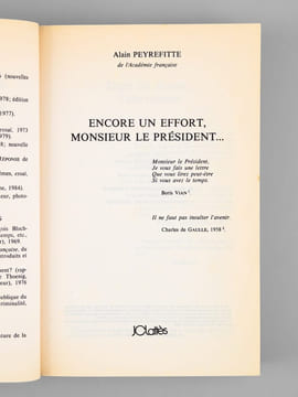 [ Lot de 2 livres dédicacés par l'auteur à Maurice Druon ] Quand la rose se fanera... Du Malentendu à l'espoir - Encore un effort, Monsieur le ...