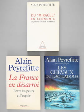 [ Lot de 3 essais dédicacés par l'auteur à Maurice Druon ] Les chevaux du Lac Ladoga - La France en désarroi. Entre les peurs et l'espoir - Du ...