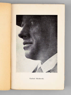 Maïakovski. Vers et Proses [ Livre dédicacé par Elsa Triolet à Maurice Druon ] . MAIAKOVSKI ; TRIOLET, Elsa 