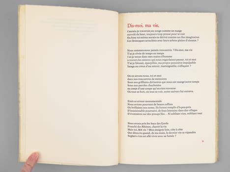Dis-moi, ma vie [ Livre dédicacé par l'auteur à Maurice Druon ]. SEGHERS, Pierre