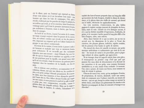 Comme la trace de l'oiseau dans l'air [ Livre dédicacé par l'auteur à Maurice Druon ]. BIANCIOTTI, Hector