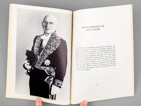 L'Epée d'Académicien de Jean Foyer - 9 mai 1985 [ Livre dédicacé par Jean Foyer à Maurice Druon ]. FOYER, Jean ; Collectif