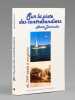 Sur la piste des contrebandiers , du XVIIe si&egrave;cle &agrave; nos jours. [ Exemplaire d&eacute;dicac&eacute; par l'auteur ]. DUMOULIN, Henri