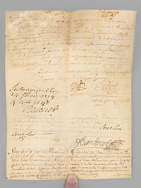 [ Acte judiciaire condamnant au dépens suite aux poursuites pour injures, Vesoul, juillet 1699 : ] "Extrait des Registres du greffe du Bailliage Royal de Vesoul. Le Bailly d’Amont au Comté de Bourgogne à tous ceux qui ces présentes verront salut, savoir faisons qu’en la cause pendante audit Bailliage. Entre Claude Carteron de Montoille, défendeur d’une part. Et Sieur Jean Seguin de Vaivre, en la qualité qu’il agit demandeur aux fins de son exploit du septième juillet mil six cent nonante neuf contrôlé le neuf, par lequel il a conclu à ce que ledit défendeur vienne déclarer qu’il tient Nicolas Seguin fils dudit demandeur, né et exempt de vice résultant des injures mentionnées audit exploit, qu’il juge pour l’amende honorable et pour la profitable à ce qu’il soit condamné à lui payer la somme de mil livres sauf taxe [ etc...…] » [On joint un second acte daté de 1709, demande de recouvrement de créance, et un troisième daté de 1708 ]