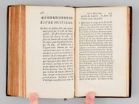 Memoires du Sieur de Pontis qui a servi dans les Armées cinquante-six ans, sous les Rois Henry IV, Louis XIII & Louis XIV (2 Tomes - Complet) ...