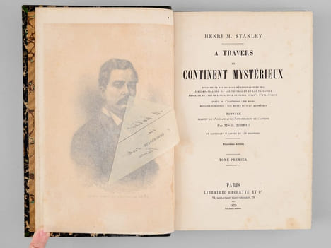 À travers le Continent mystérieux. Découverte des sources méridionales du Nil, circumnavigation du lac Victoria et du lac Tanganyika, descente du ...