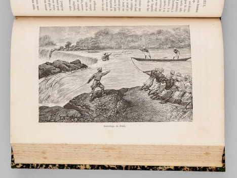 À travers le Continent mystérieux. Découverte des sources méridionales du Nil, circumnavigation du lac Victoria et du lac Tanganyika, descente du ...