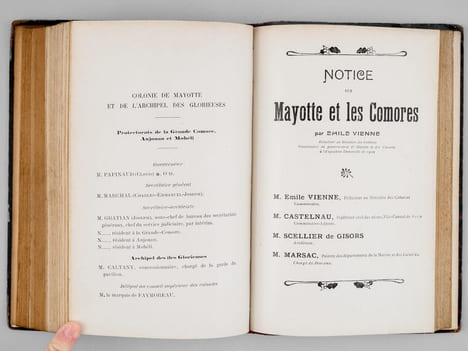 Notice sur La Réunion. Exposition Universelle de 1900, Colonies Françaises [ Suivi de : ] Madagascar. Colonies et Pays de Protectorats. Exposition ...