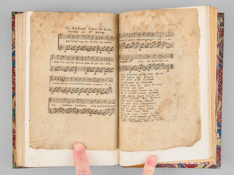 Chansons. Paroles et Musique de Frédéric Bérat. BERAT, Frederic ; (JOHANNOT, T. ; RAFFET ; BIDA ; GENDRON ; LANCELOT ; MOUILLERON ; LEROUX, E. ; ...