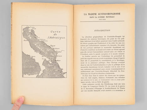 La Marine austro-hongroise dans la Guerre mondiale (1914-1918).. SOKOL, Hans ; (LAURENS, A. ; JOUAN, R.)