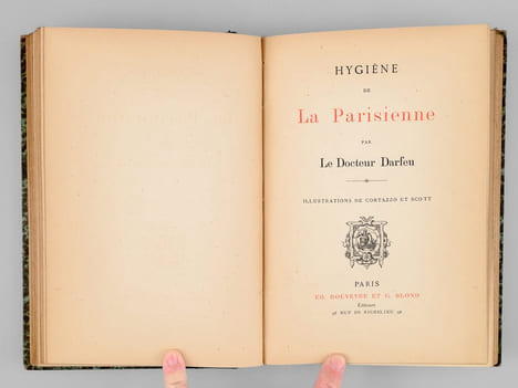 [ L'Art de la Femme : ] Études sur le Costume Féminin [ Suivi de : ] Hygiène de la Parisienne par le Docteur Darfeu [ Suivi de : ] Courrier illustré ...