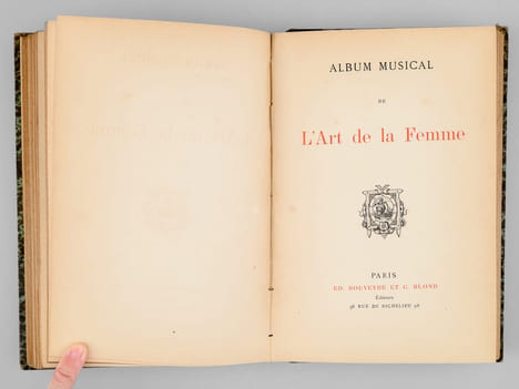 [ L'Art de la Femme : ] Études sur le Costume Féminin [ Suivi de : ] Hygiène de la Parisienne par le Docteur Darfeu [ Suivi de : ] Courrier illustré ...
