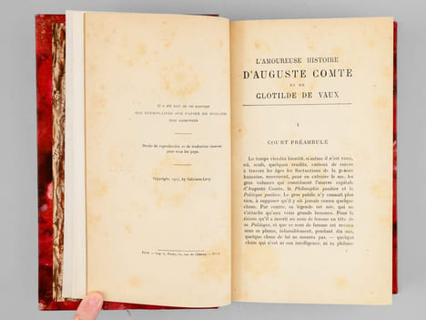 L'amoureuse histoire d'Auguste Comte et de Clotilde de Vaux. DE ROUVRE, Charles