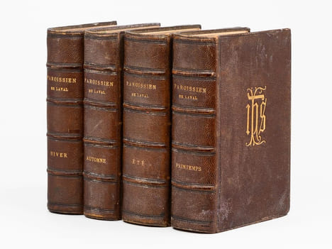 Le véritable Paroissien de l'Eglise Romaine contenant avec tous les Offices de l'année Ecclésiastique la Somme Liturgique et Théologique du Fidèle (4 ...