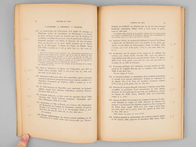Catalogue de la bibliothèque de feu M. Reinhold Dezeimeris, Officier de la Légion d'Honneur, Ancien Président du Conseil Général de la Gironde, Membre de l'Académie des Sciences, Belles-Lettres et Arts de Bordeaux, Correspondant de l'Institut. Première partie. Vente du Lundi 26 au Samedi 31 Janvier 1914, Hotel des Ventes, rue Voltaire, 7 [ Bordeaux ]