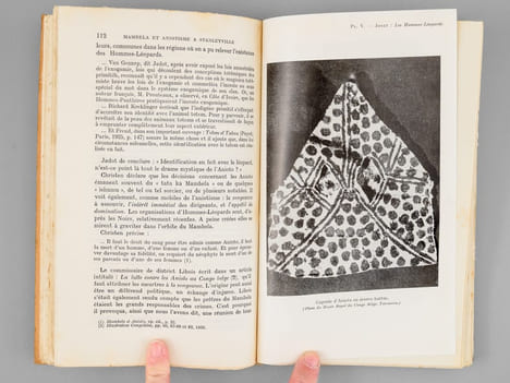 Les Sociétés secrètes des hommes-léopards en Afrique noire.. JOSET, Paul-Ernest ; (GRIAULE, Marcel)