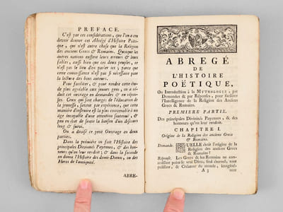 Abrégé de l'histoire poétique, ou Introduction à la Mythologie, par Demandes & par Réponses, pour faciliter l'intelligence de la Religion des Anciens Grecs & Romains