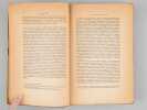 La construction de l'id&eacute;alisme platonicien [ Edition originale - Livre d&eacute;dicac&eacute; par l'auteur ]. MOREAU, Joseph