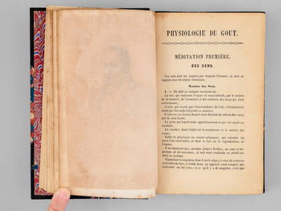 Les Classiques de la Table (2 Tomes - Complet) Tome I : Brillat-Savarin : La physiologie du goût ; Grimod de la Reynière : Le calendrier gastronomique ; Marquis de Cussy : L'art culinaire ; Berchoux : La gastronomie ; Colnet : L'art de dîner en ville ; Tome II : Marquis de Cussy : L'art culinaire ; Mélanges, variétés littéraires ; Anecodtes, poésies et chansons ; Berchoux : La Gastronomie ; Colnet : L'art de dîner en ville