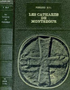 LES CATHARES DE MONTSEGUR.