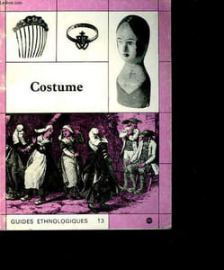 COSTUME