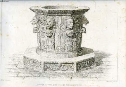 MARGELLE DE PUITS DANS L'UNE DES MAISONS DE VENISE