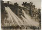 PHOTO ANCIENNE SITUEE - A LONDRES LE TROISIEME INCENDIE EN TROIS JOURS. ***