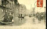 CARTE POSTALE - INONDATION DE PARIS - JANVIER 1910 - QUAI DES GRANDS AUGUSTIN. ***