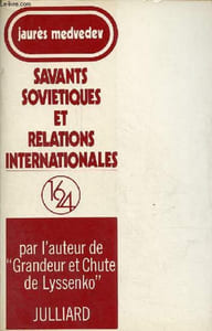 Savants soviétiques et relations internationales - Collection 16/24.