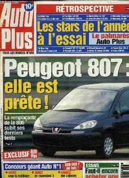 AUTO PLUS N° 690 - Ford a la recherche du temps perdu, Les stars 2001 a l'essai, Faut-il encore acheter une Mégane ?, La nouvelle trousse a outils de ...