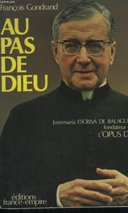 AU PAS DE DIEU.