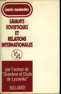 SAVANTS SOVIETIQUES ET RELATIONS INTERNATIONALES.