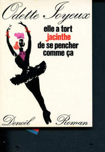 Elle a tort jacinthe de se pencher comme ça
