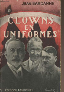 Clowns en uniformes