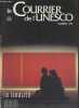 Le courrier de l'Unesco - Déc. 1990 - La beauté - Paulo Freire s'entretient avec Marcio d'Olne Campos - Dialogue sur un silence - De l'éphémère à ...