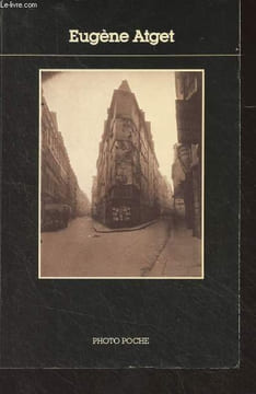 "Eugène Atget - Un choix de photographies extraites de la collection du Musée Carnavalet - collection ""Photo poche"" n°16". Collectif
