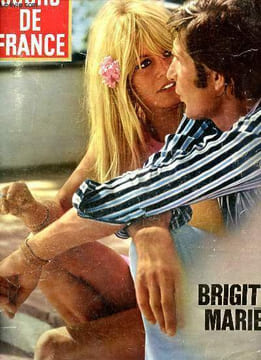 Jours de France n°611 30 juillet 1966 - Brigitte mariée - comment Günther à séduit Brigitte - une piscine à la plage - à la mer comme à la mer - il ne ...