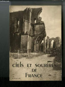 Ciels et Sourires de France n° 1 - Angoulême, cathédrale Saint Pierre, Hotel de ville, restes des anciens remparts, Environs d'Angoulême, Chateau de la Rochefoucauld